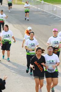 BIB: 438
                            <button type="button" onclick="openModal(3554526)" class="btn btn-primary btn-sm float-right btn-popup" data-toggle="modal" data-target=".modal-high-quality">
                        <i class="fas fa-shopping-cart"></i> Add to Cart
                    </button>
                                            <button type="button" onclick="isThisMe(3554526, true)" class="btn btn-success btn-sm float-right btn-popup btn-isme hidden" data-toggle="tooltip" data-placement="bottom" title="นี่คือรูปของคุณใช่ไหม คลิกที่นี่เพื่อเอาเข้าอัลบั้ม">
                        <i class="fas fa-plus"></i> Add to album
                    </button>
                    <button type="button" onclick="isThisMe(3554526, false)" class="btn btn-warning btn-sm float-right btn-popup btn-isnotme hidden">
                        <i class="fas fa-ban"></i> Remove from album
                    </button>